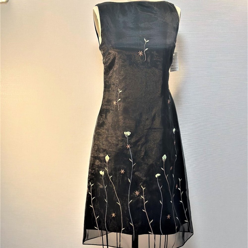 EMBROIDERED BLACK ORGANZA A-LINE DRESS WITH FLOWERS